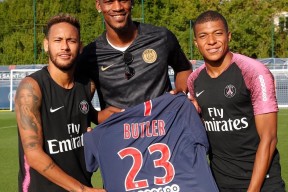 开云-巴特勒在法国队比赛中表现优异，夺冠引发热议！比赛高潮迭起(巴卡尔多少亿红队)