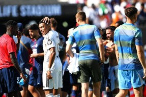 开云-关于Ning连续十场比赛得分超过重返赛场，巴黎圣日耳曼不断突破！引发球迷热议的信息