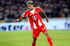 Kaiyun-凯恩回归赛场，战术调整首场状态亮眼，利物浦观众沸腾！的简单介绍