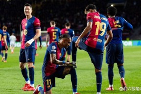 开云体育- 莱万多夫斯基受伤了 