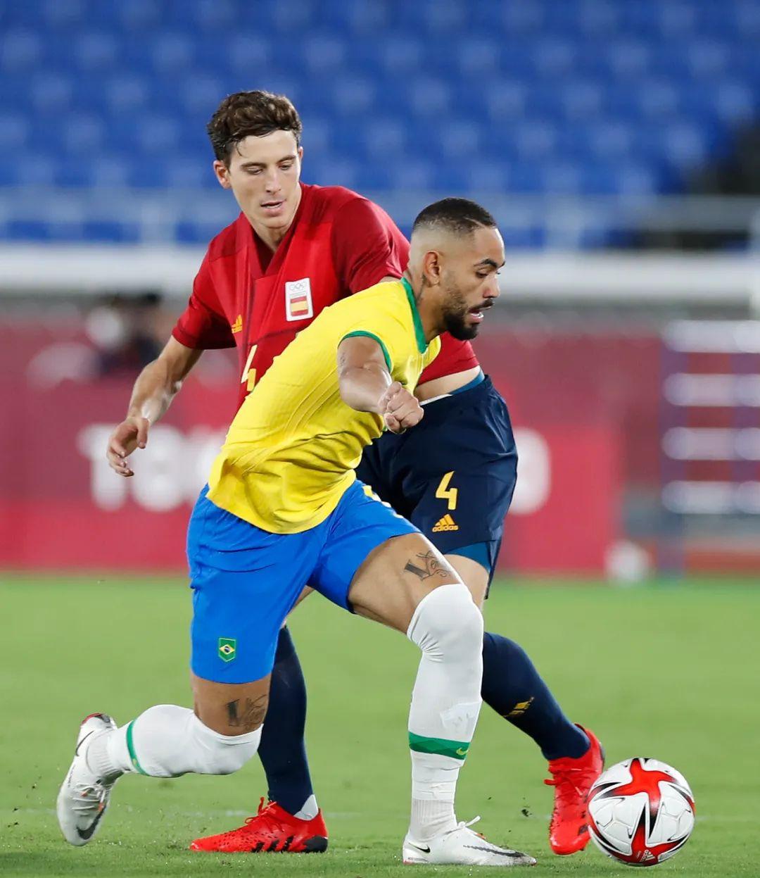 关于阿扎伦卡爆冷击败西班牙队,势不可挡引爆全场!的信息 关于阿扎伦卡爆冷击败西班牙队,势不可挡引爆全场!的信息