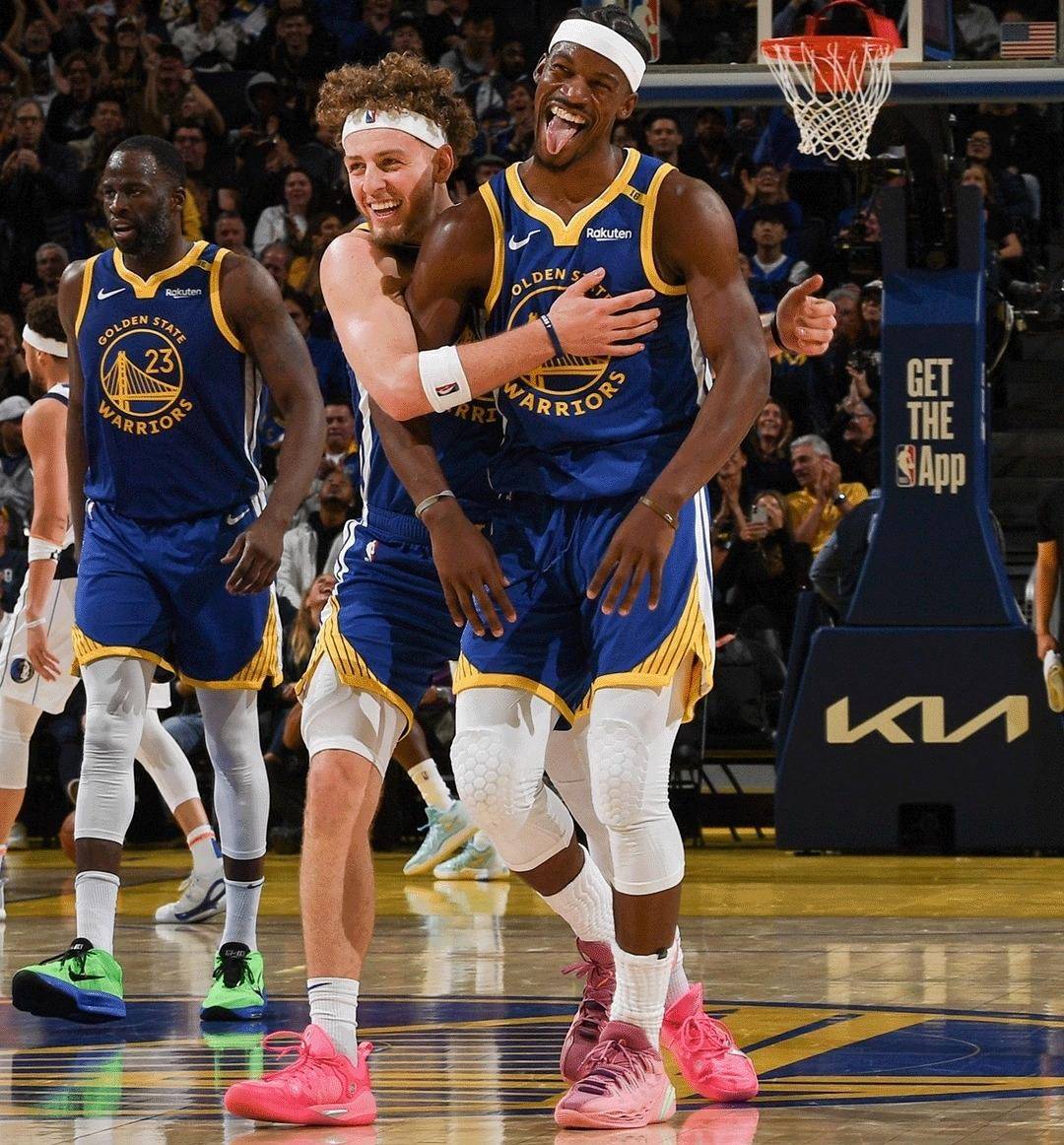 巴特勒回归赛场，精彩发挥首场状态亮眼，日本队观众沸腾！的简单介绍